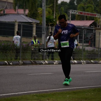 Runner Photo 8411668