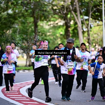 Runner Photo 8411688