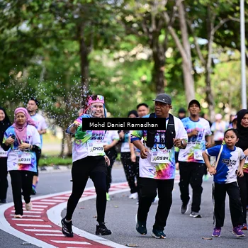 Runner Photo 8411689