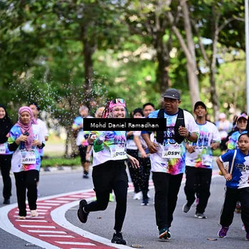 Runner Photo 8411692