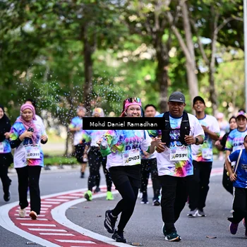 Runner Photo 8411694