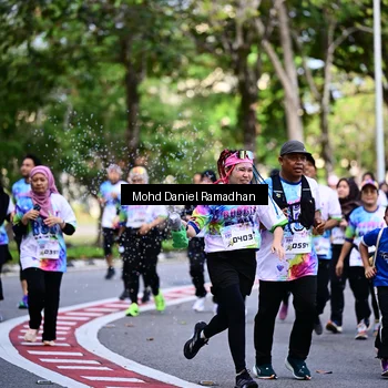 Runner Photo 8411696