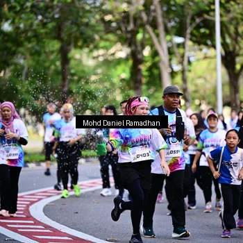 Runner Photo 8411700