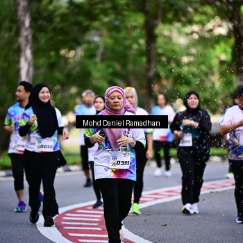 Runner Photo 8411702