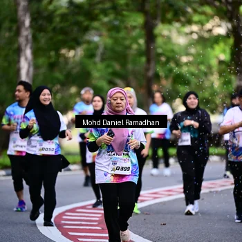 Runner Photo 8411703