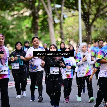 Runner Photo 8411709