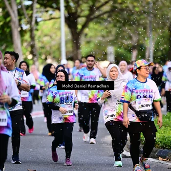 Runner Photo 8411716