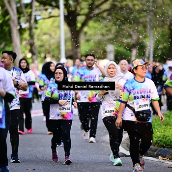 Runner Photo 8411719