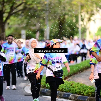 Runner Photo 8411723