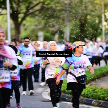 Runner Photo 8411724