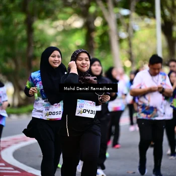 Runner Photo 8411730