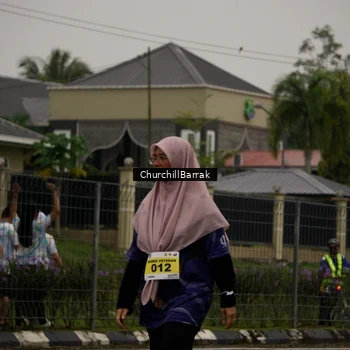 Runner Photo 8411733
