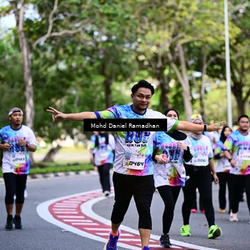 Runner Photo 8411751