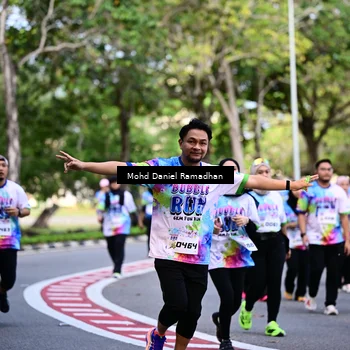 Runner Photo 8411756