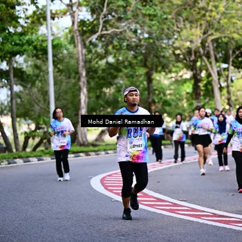 Runner Photo 8411774