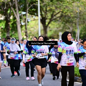 Runner Photo 8411799