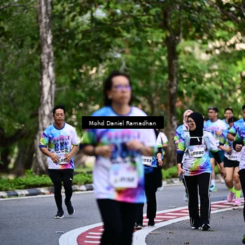 Runner Photo 8411815