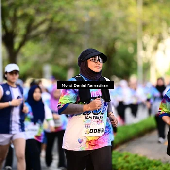Runner Photo 8411833