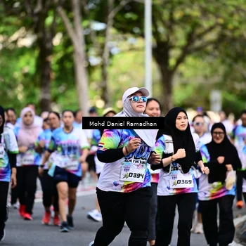 Runner Photo 8411845