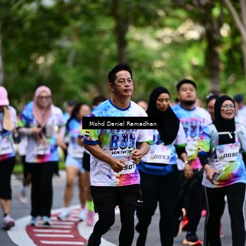 Runner Photo 8411872