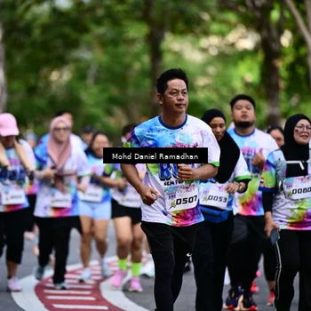 Runner Photo 8411883
