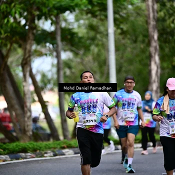 Runner Photo 8411888