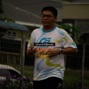 Runner Photo 8411892