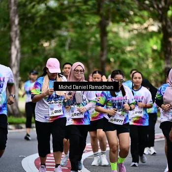 Runner Photo 8411905