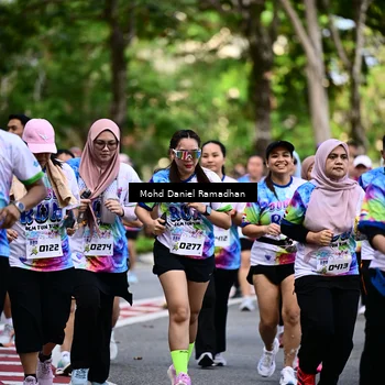 Runner Photo 8411920