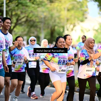 Runner Photo 8411983