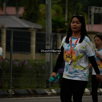 Runner Photo 8412017
