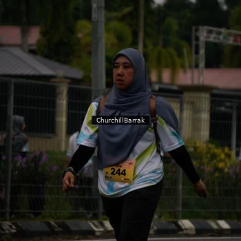 Runner Photo 8412021