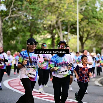 Runner Photo 8412034