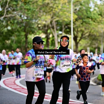 Runner Photo 8412042