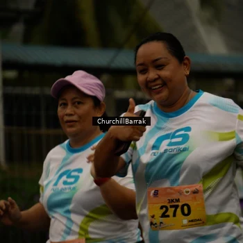 Runner Photo 8412078