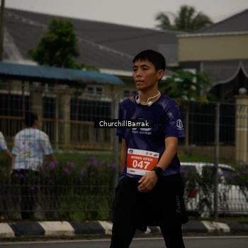 Runner Photo 8412091