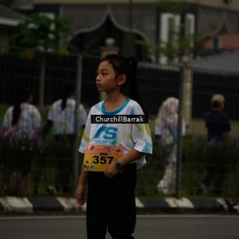 Runner Photo 8412092