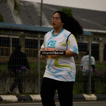 Runner Photo 8412093