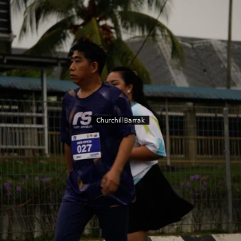 Runner Photo 8412107