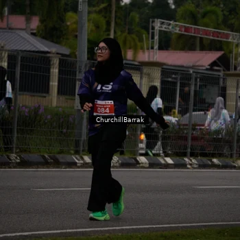 Runner Photo 8412128
