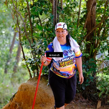 Runner Photo 8412131
