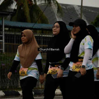 Runner Photo 8412143