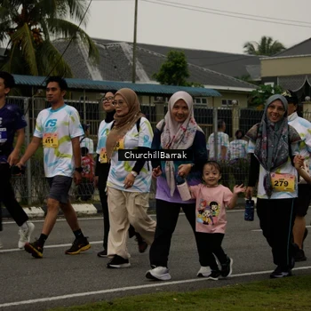 Runner Photo 8412145