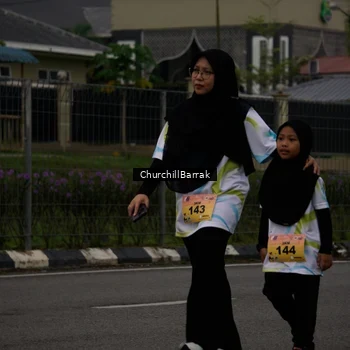 Runner Photo 8412161