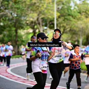 Runner Photo 8412170