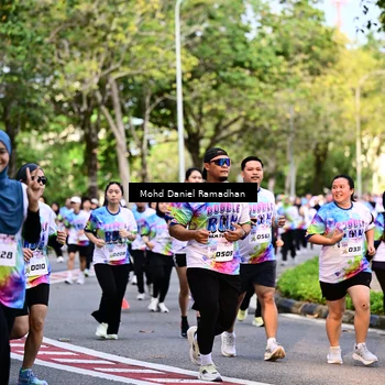 Runner Photo 8412178
