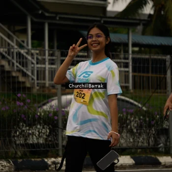 Runner Photo 8412184