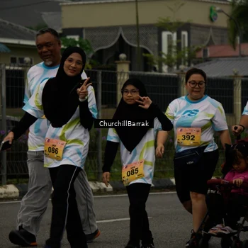 Runner Photo 8412202