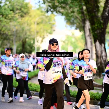 Runner Photo 8412217