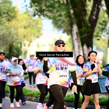 Runner Photo 8412221